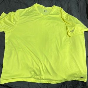 Champion mens XXL short sleeve yellow sports t-shirt C9 by Champion great shape